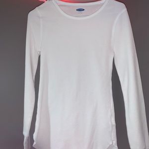 White Old Navy Long Sleeve Tee